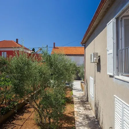 Pradini Apartamento Poljana (Ugljan)