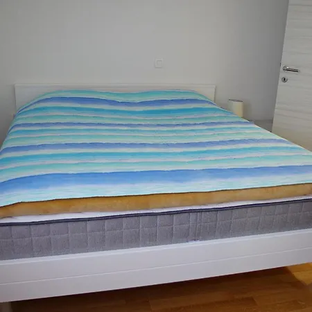 Pradini Apartment Poljana (Ugljan)