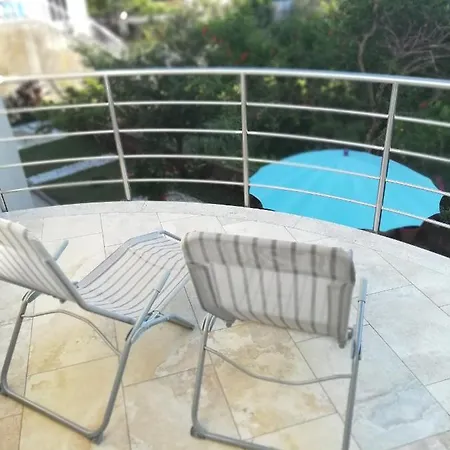 Apartment Pradini *
