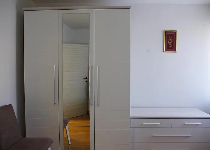 Pradini Lägenhet Poljana (Ugljan)